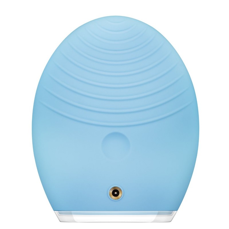 Foreo Luna 3 Facial Cleansing Brush for Combination Skin