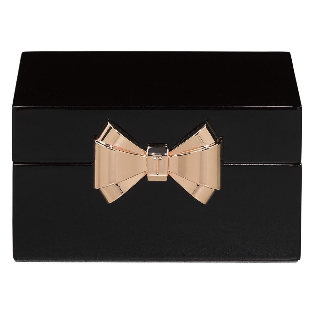 صندوق مجوهرات من تيد بريكر النسائي لاكيور صغير أسود