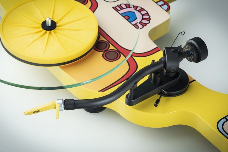 Pro-Ject The Beatles Yellow Submarine Collector's Edition Belt-Drive Turntable with Ortofon Concorde