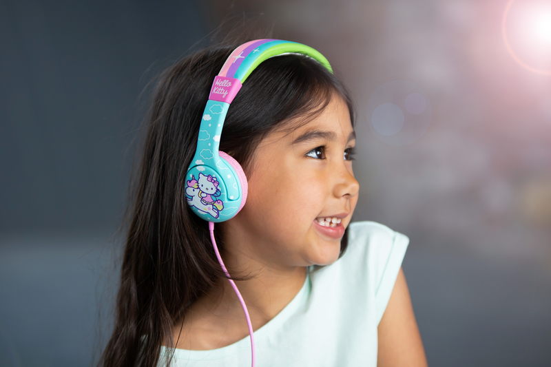 سماعات (أو ال تي) يونيكون كيتي لسماعات الرأس الموجودة على الأذن للأطفال